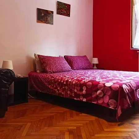 La Casa Di Born In Turin